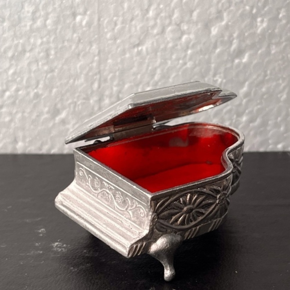 Vintage grand piano trinket box
